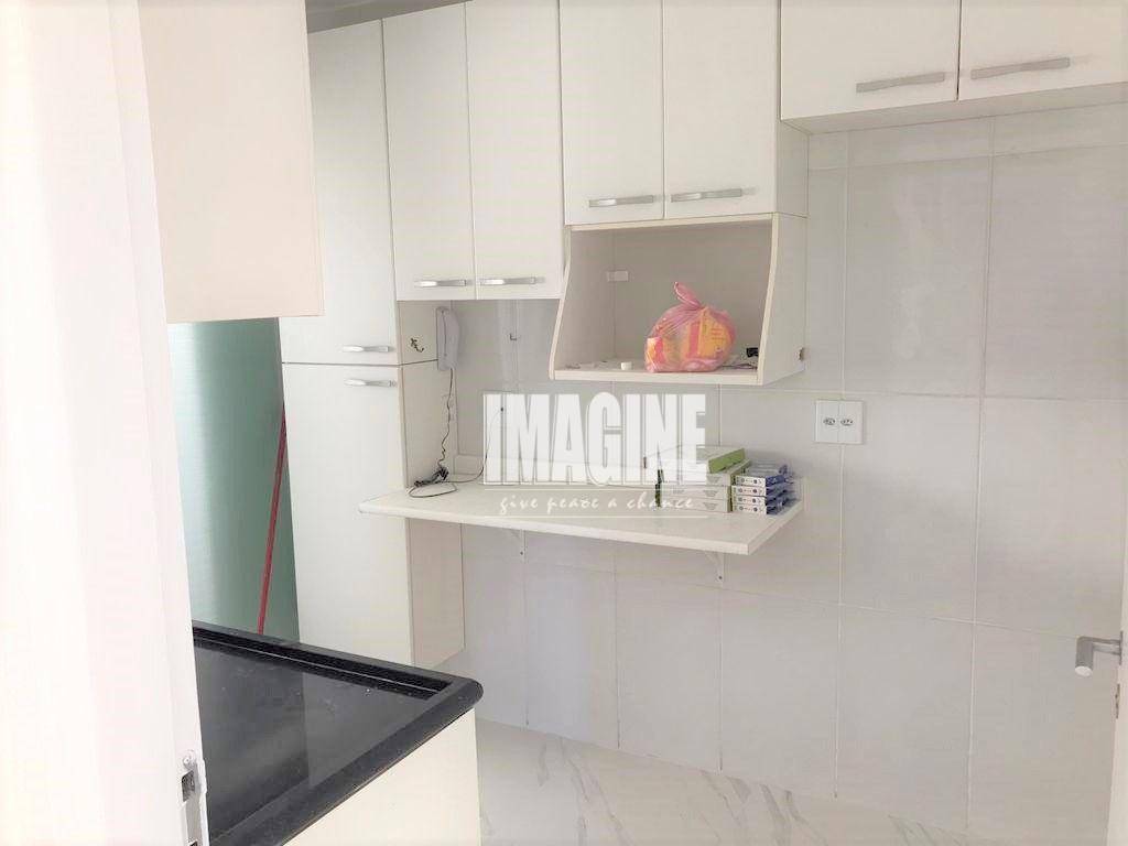 Apartamento à venda com 3 quartos, 63m² - Foto 6