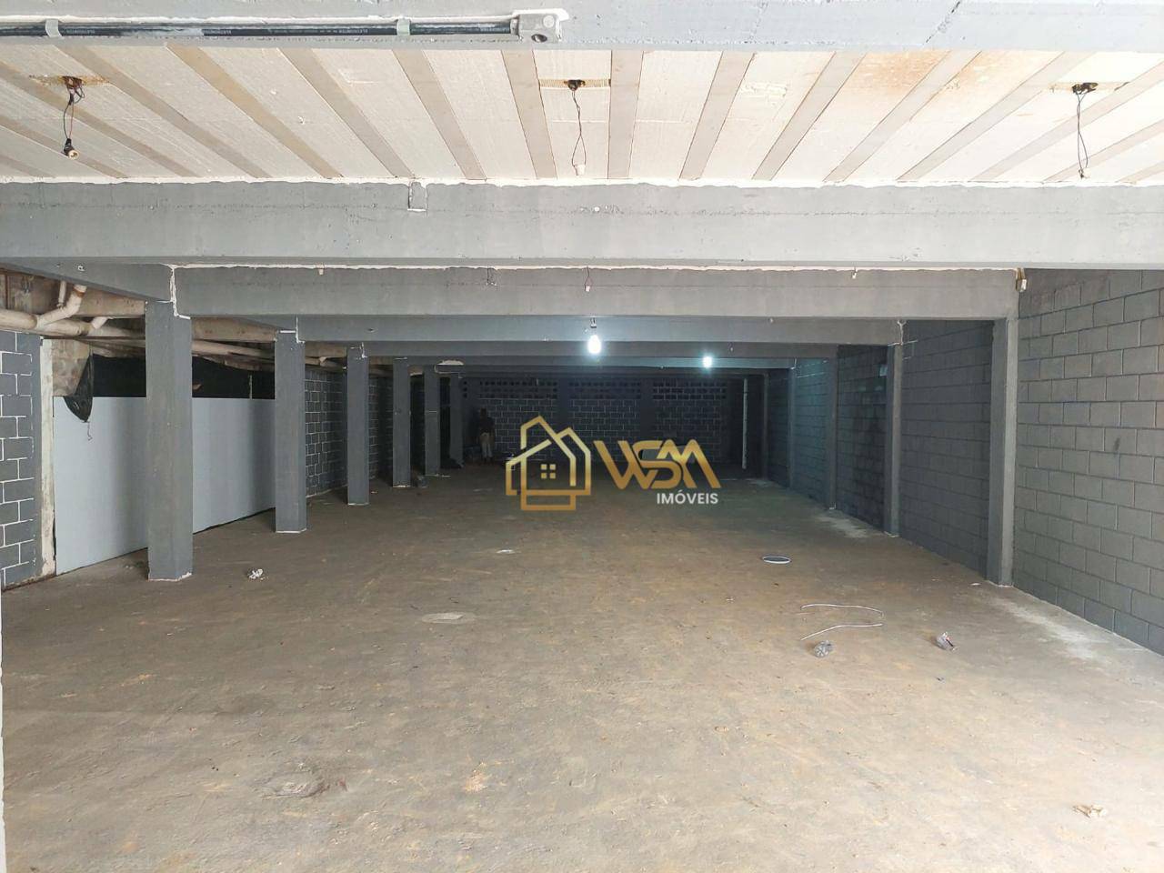 Loja-Salão à venda, 700m² - Foto 1