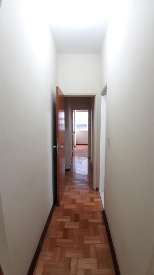 Apartamento à venda com 3 quartos, 162m² - Foto 17