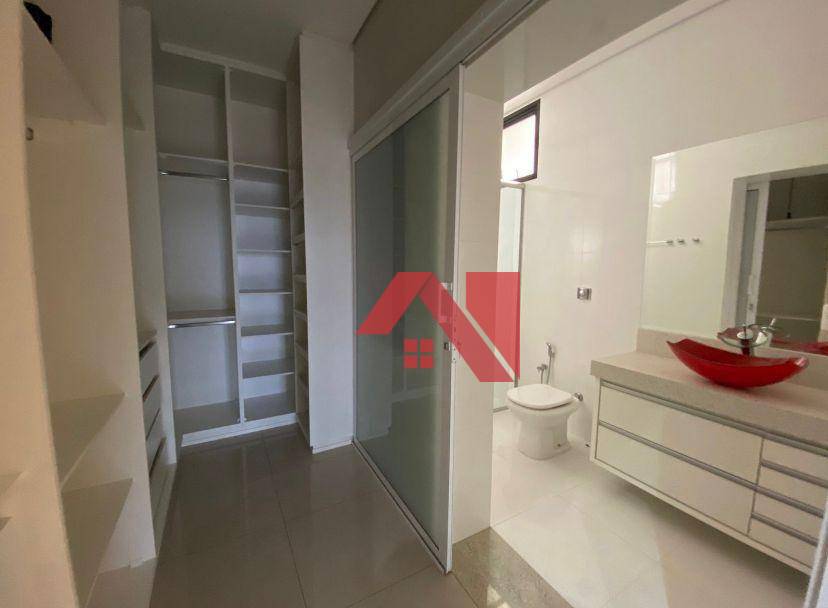 Sobrado à venda com 4 quartos, 361m² - Foto 9