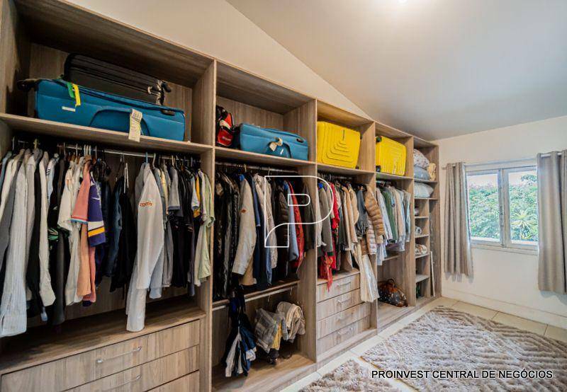 Casa de Condomínio à venda com 3 quartos, 187m² - Foto 32