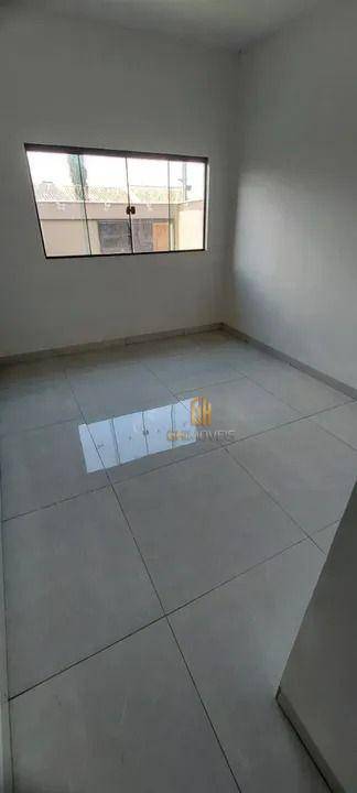 Casa à venda com 3 quartos, 100m² - Foto 3