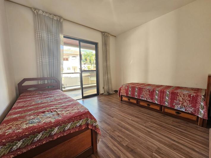 Apartamento à venda com 4 quartos, 144m² - Foto 15