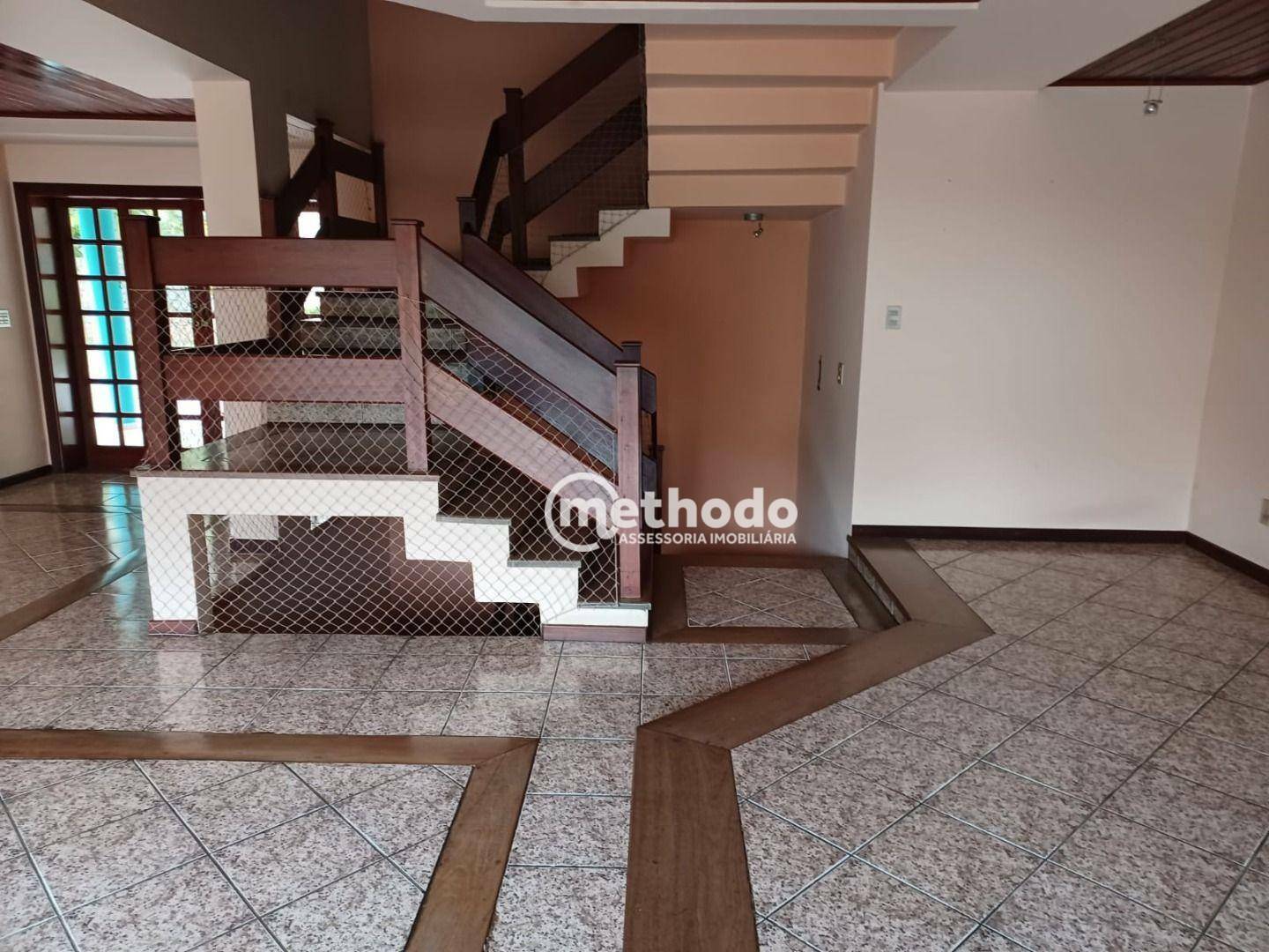 Casa de Condomínio à venda com 4 quartos, 304m² - Foto 3