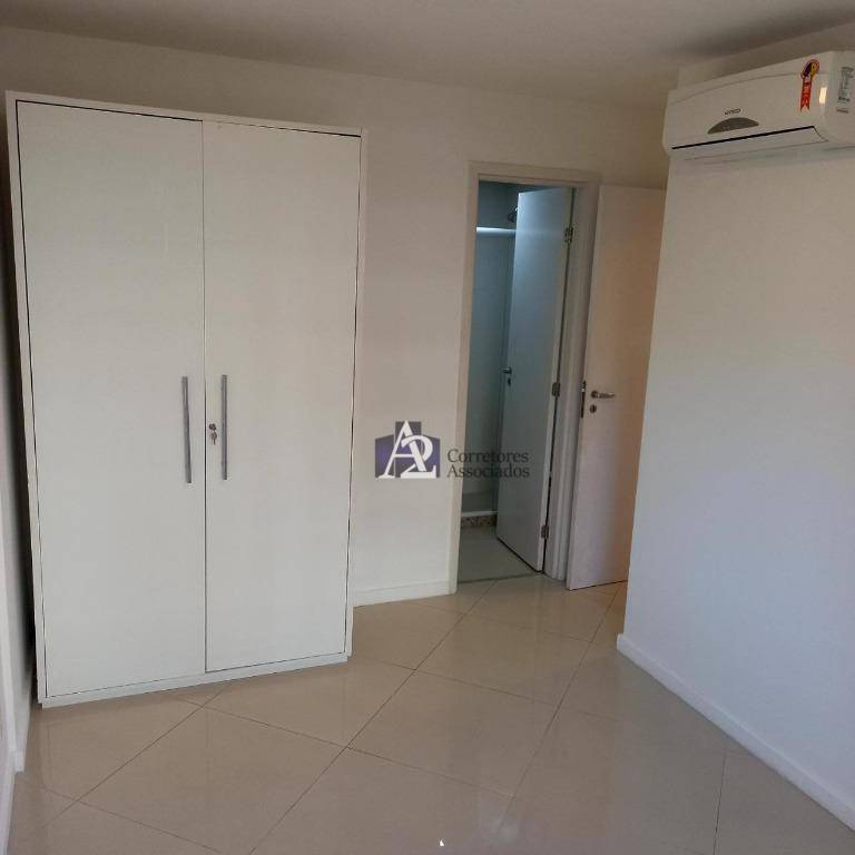 Apartamento à venda com 2 quartos, 66m² - Foto 6