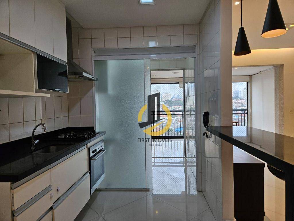 Apartamento para alugar com 2 quartos, 72m² - Foto 2