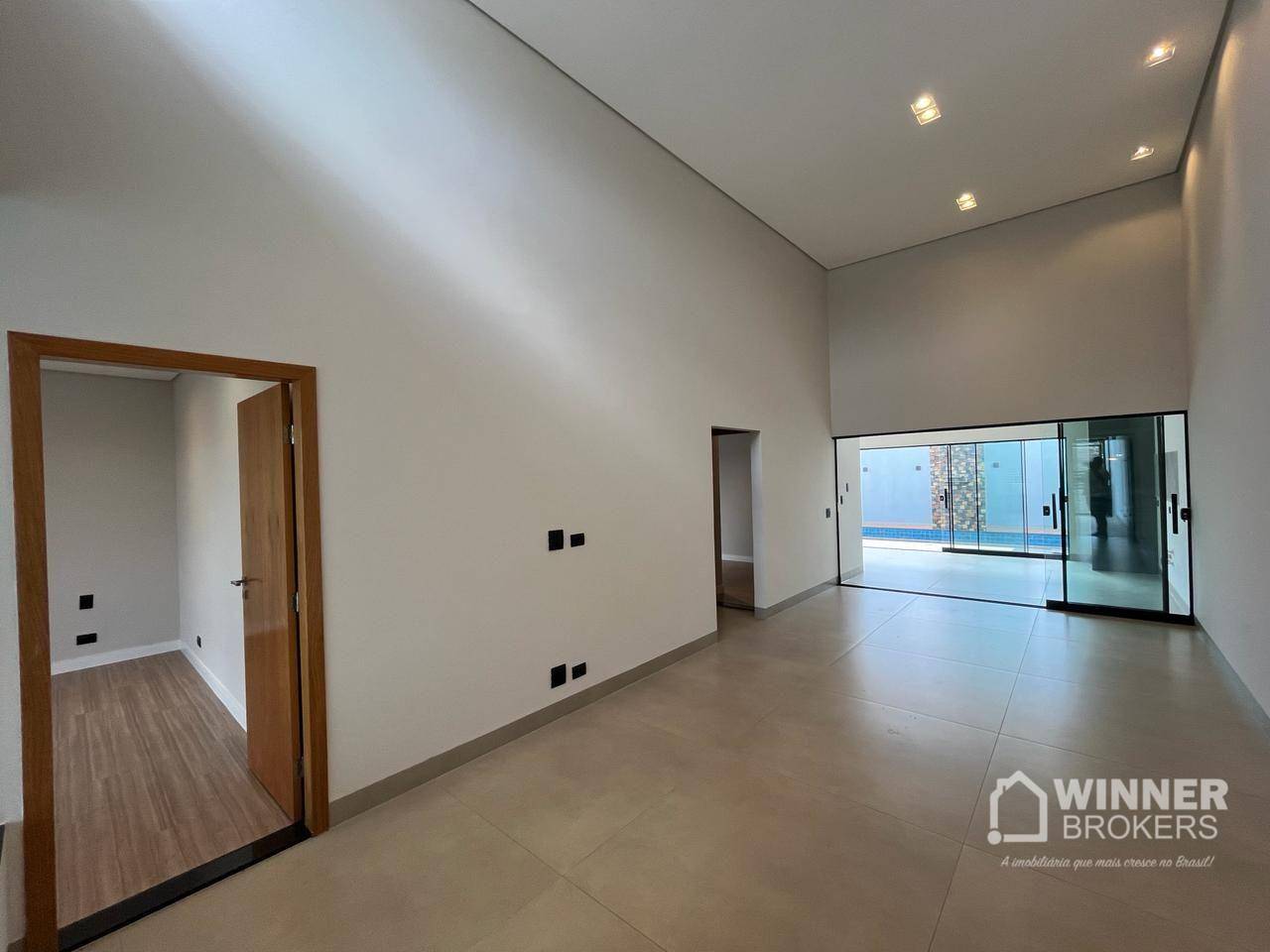 Casa à venda com 3 quartos, 154m² - Foto 4