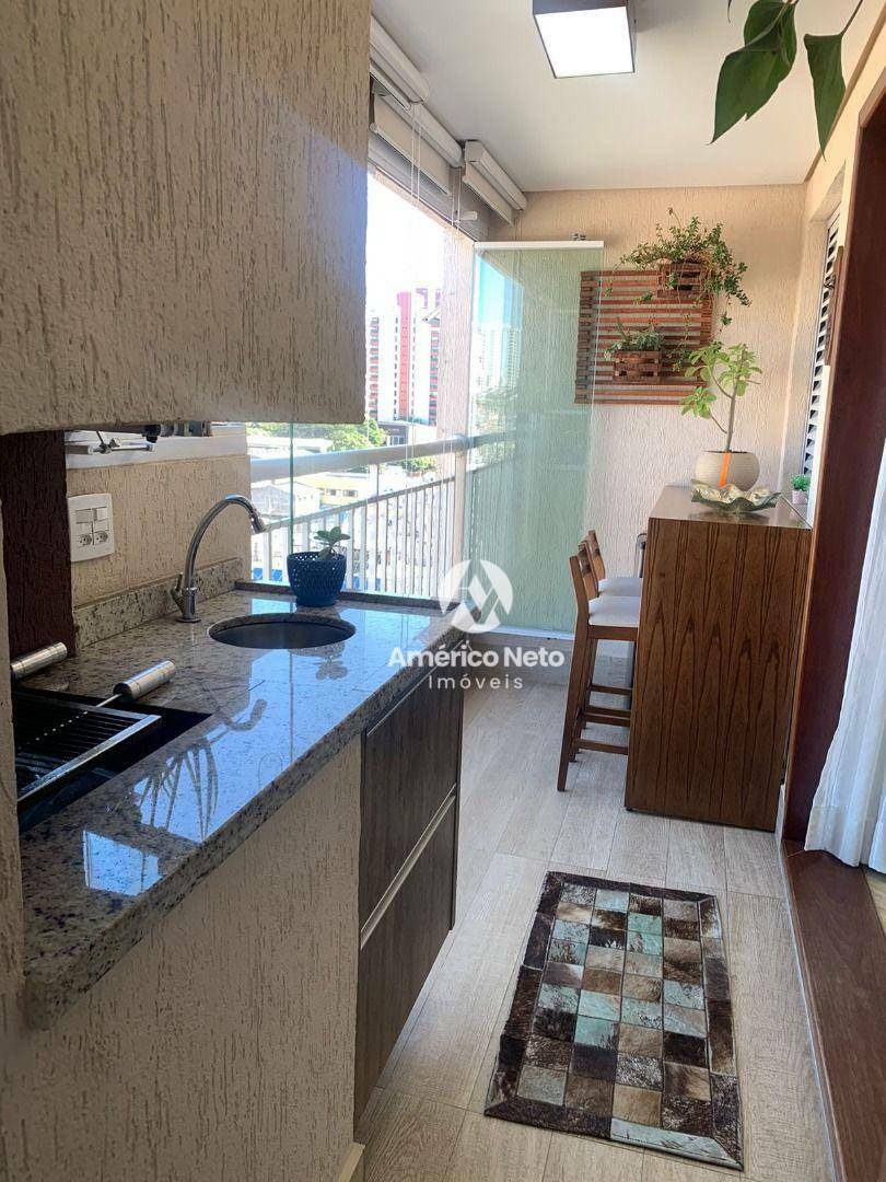 Apartamento à venda com 2 quartos, 75m² - Foto 1