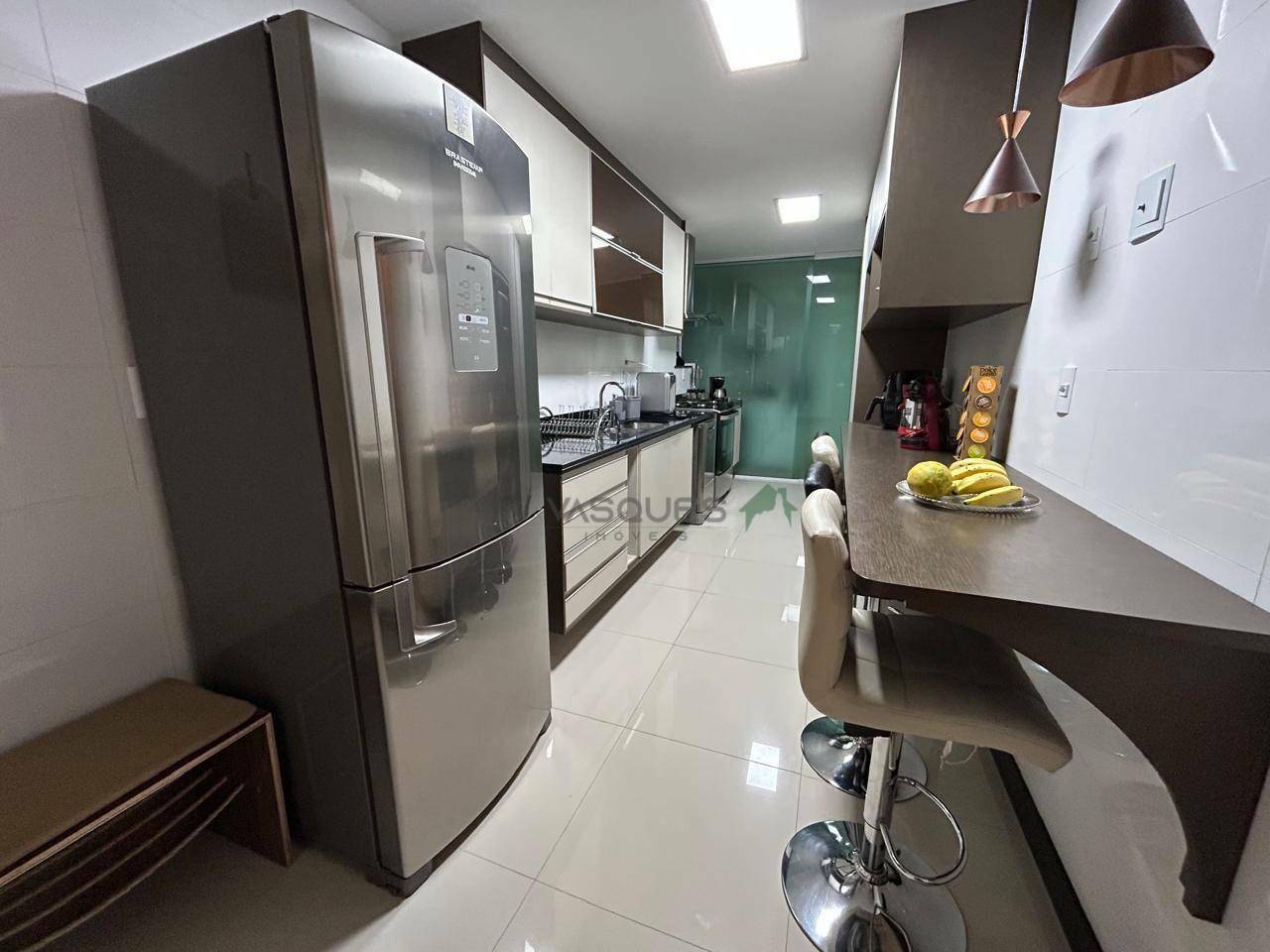 Apartamento à venda com 3 quartos, 125m² - Foto 18