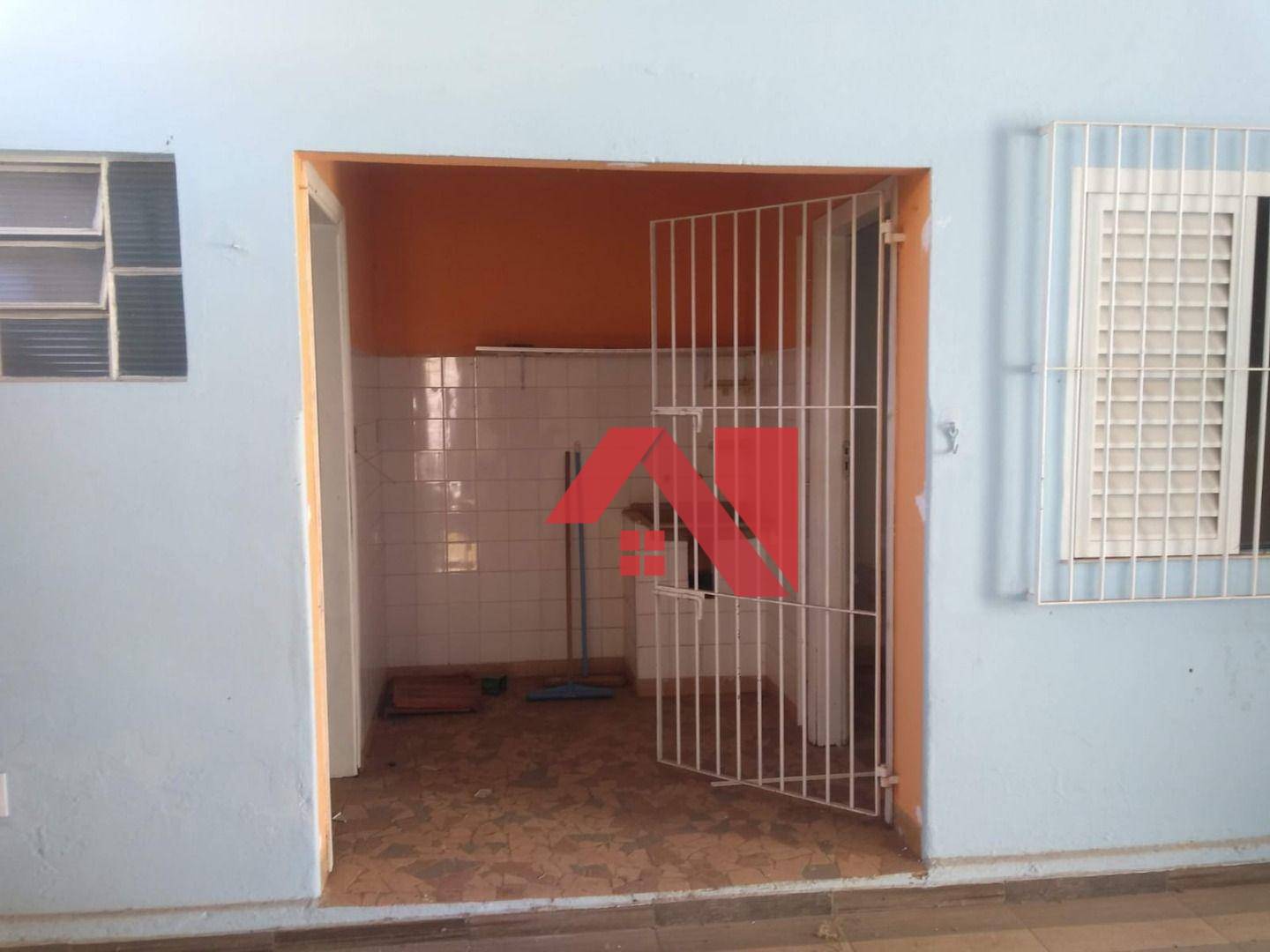 Casa à venda com 3 quartos, 195m² - Foto 8