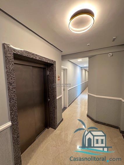 Apartamento à venda com 2 quartos, 61m² - Foto 11