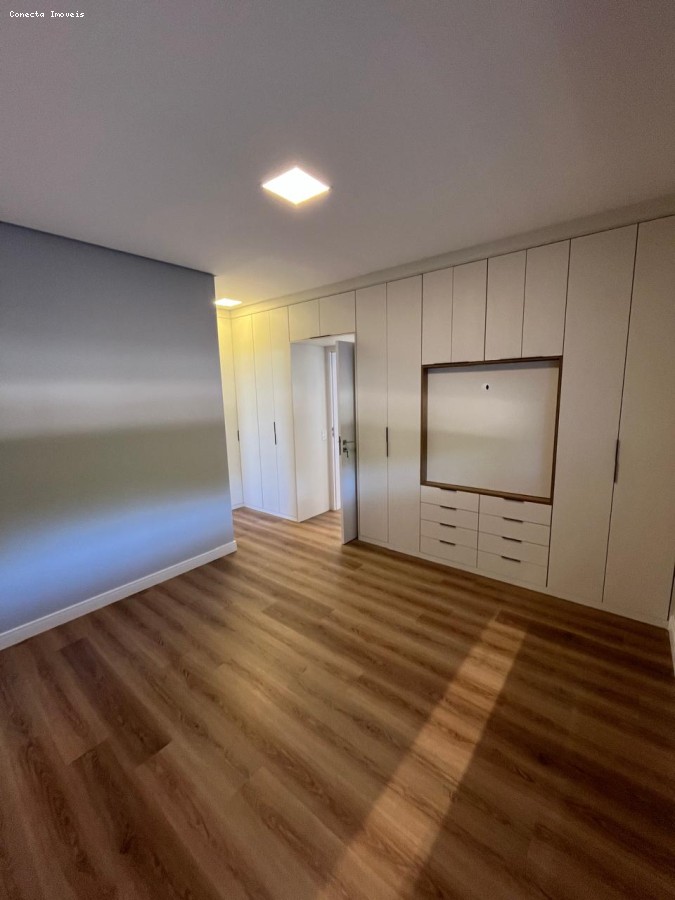 Casa de Condomínio à venda com 3 quartos, 181m² - Foto 29
