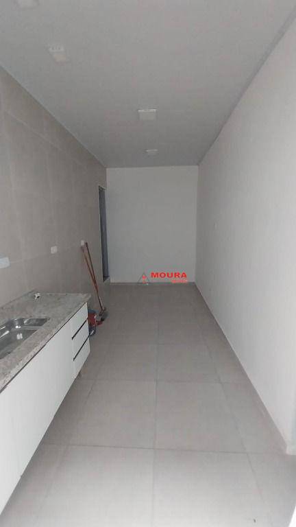 Casa para alugar com 1 quarto, 30m² - Foto 10