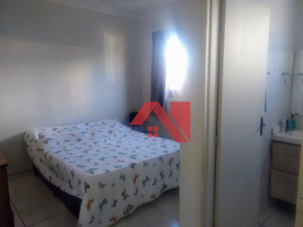 Apartamento à venda com 3 quartos, 70m² - Foto 4