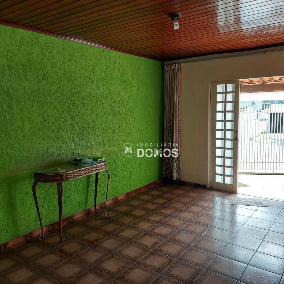 Casa à venda com 4 quartos, 180m² - Foto 13