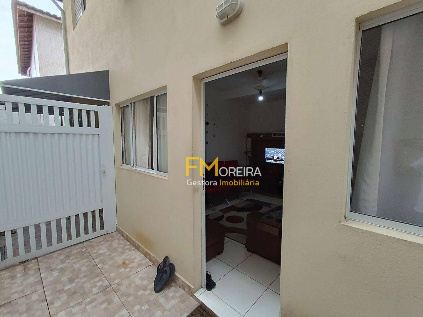 Casa à venda com 2 quartos, 64m² - Foto 17