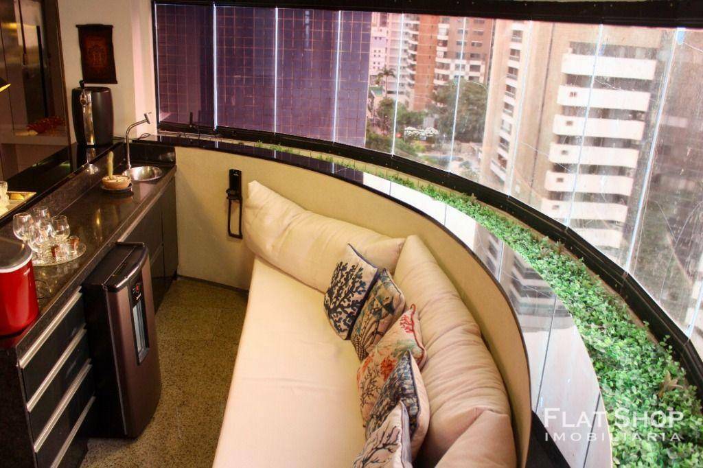 Apartamento à venda com 4 quartos, 230m² - Foto 6