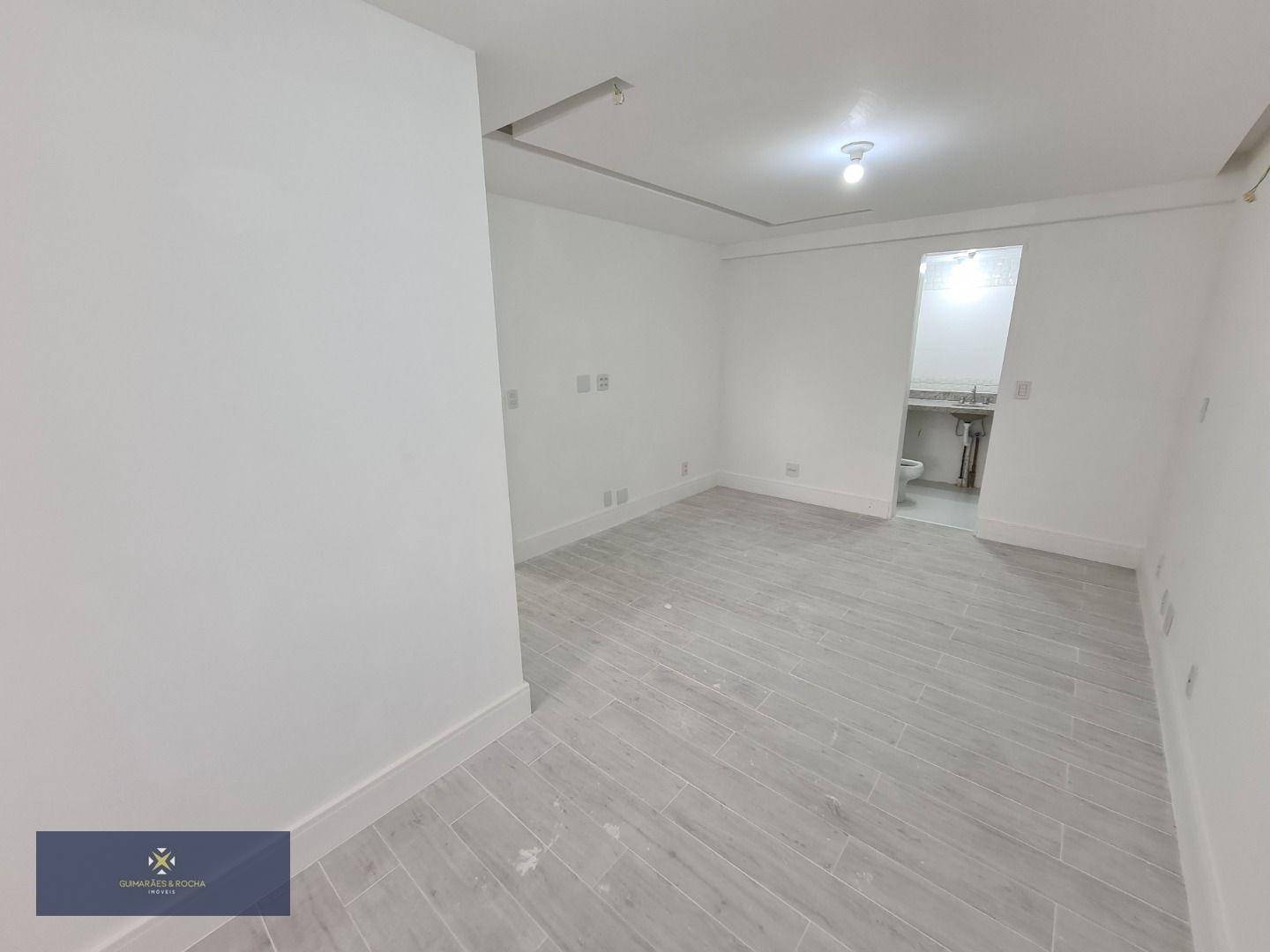 Apartamento à venda com 3 quartos, 121m² - Foto 13