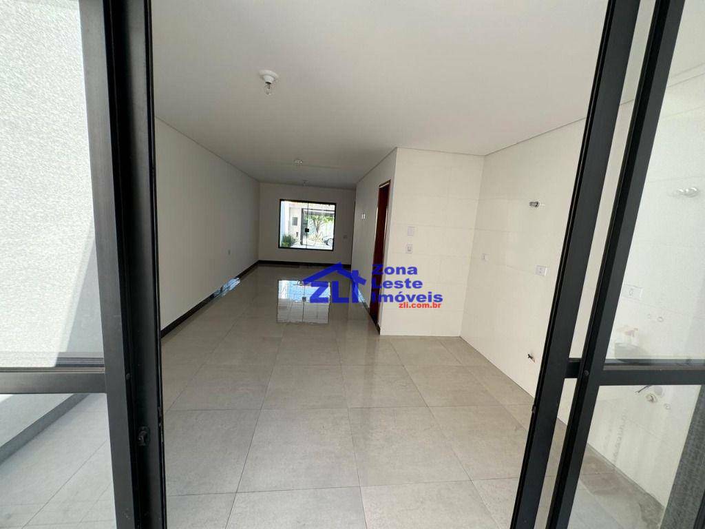 Sobrado à venda com 3 quartos, 120m² - Foto 2