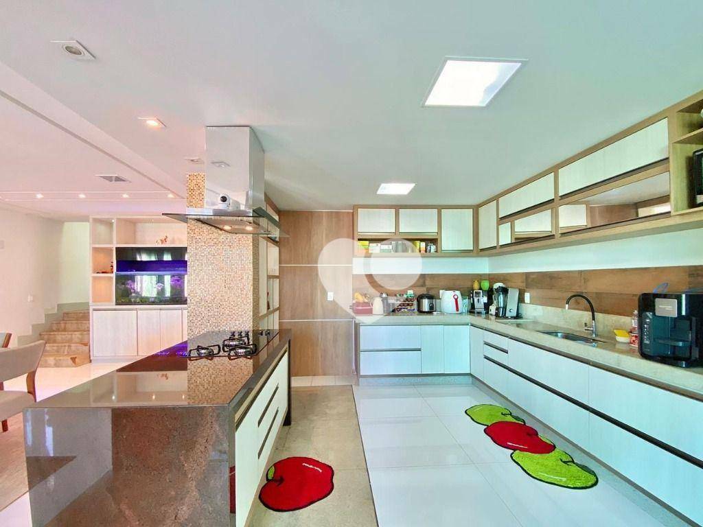 Casa para alugar com 4 quartos, 415m² - Foto 9