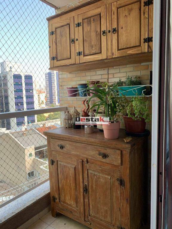 Apartamento à venda com 2 quartos, 62m² - Foto 6