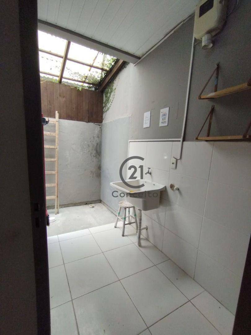 Casa à venda com 3 quartos, 130m² - Foto 30