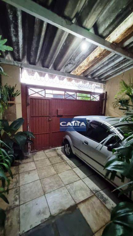 Casa à venda com 2 quartos, 90m² - Foto 4