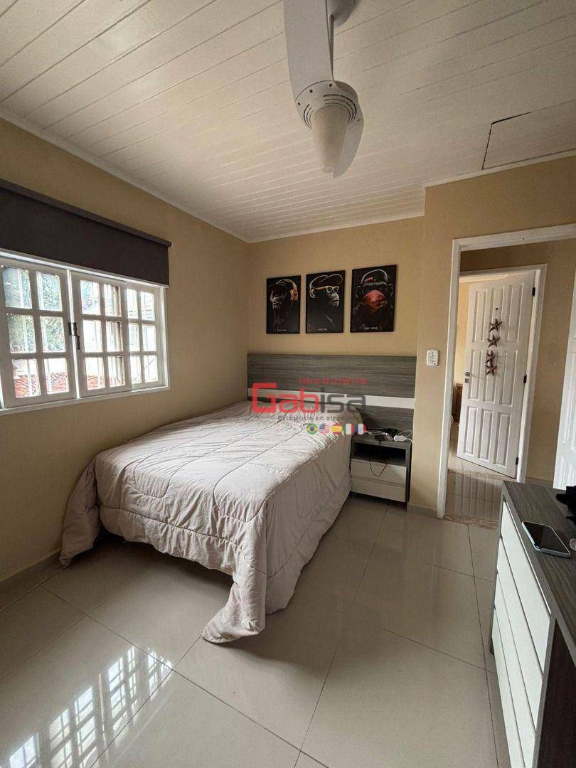 Casa à venda com 5 quartos, 300m² - Foto 30