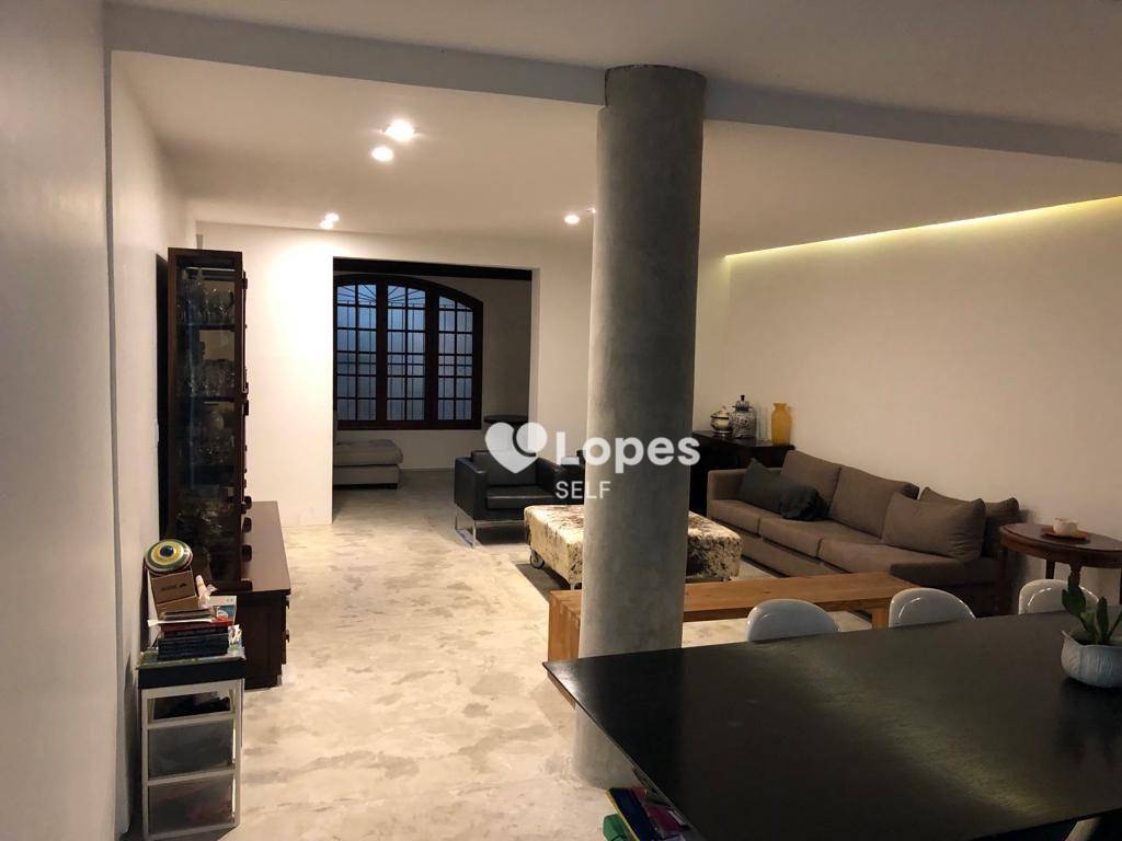 Casa à venda com 6 quartos, 425m² - Foto 4