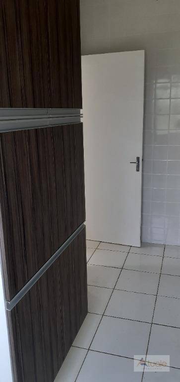 Apartamento à venda com 2 quartos, 48m² - Foto 11