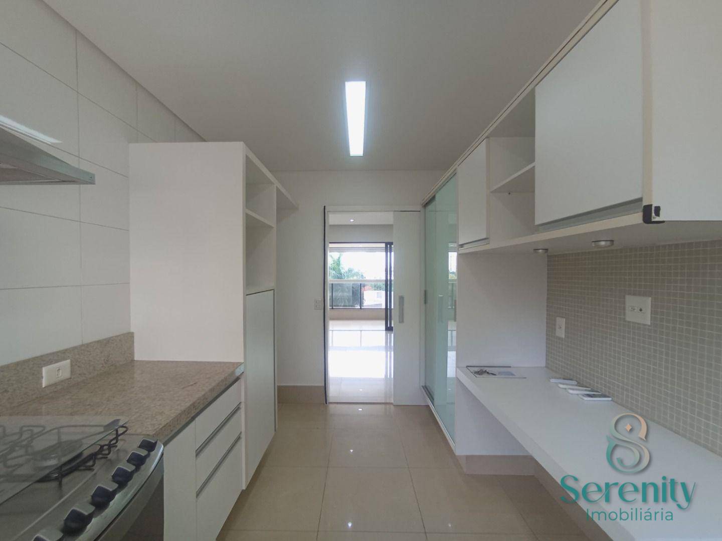 Apartamento para alugar com 3 quartos, 186m² - Foto 5