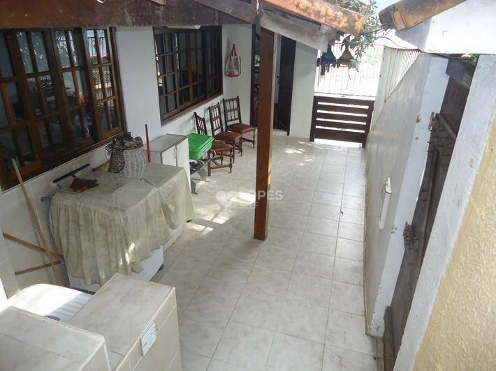 Casa à venda com 6 quartos, 300m² - Foto 68