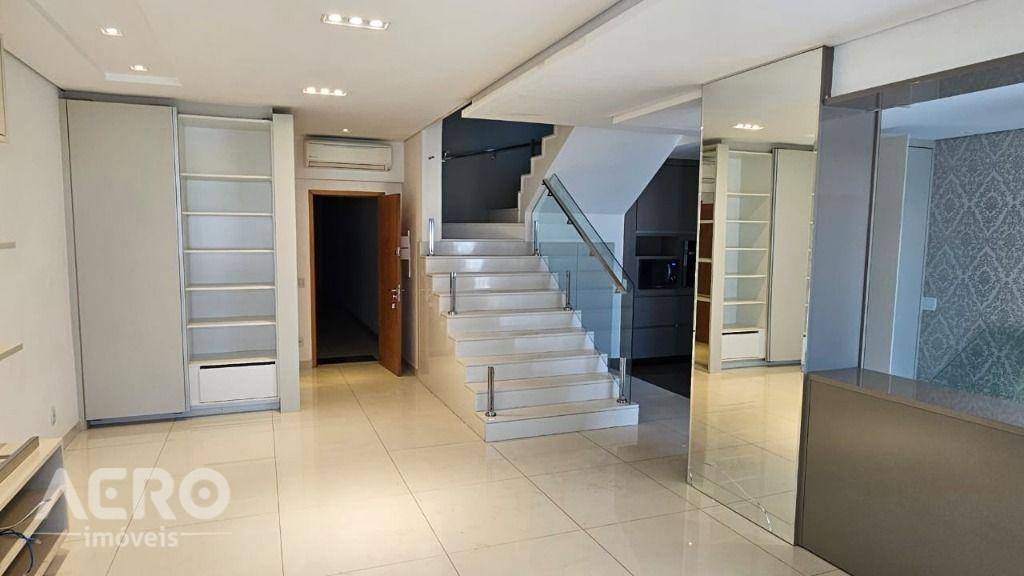 Apartamento para alugar com 3 quartos, 180m² - Foto 9