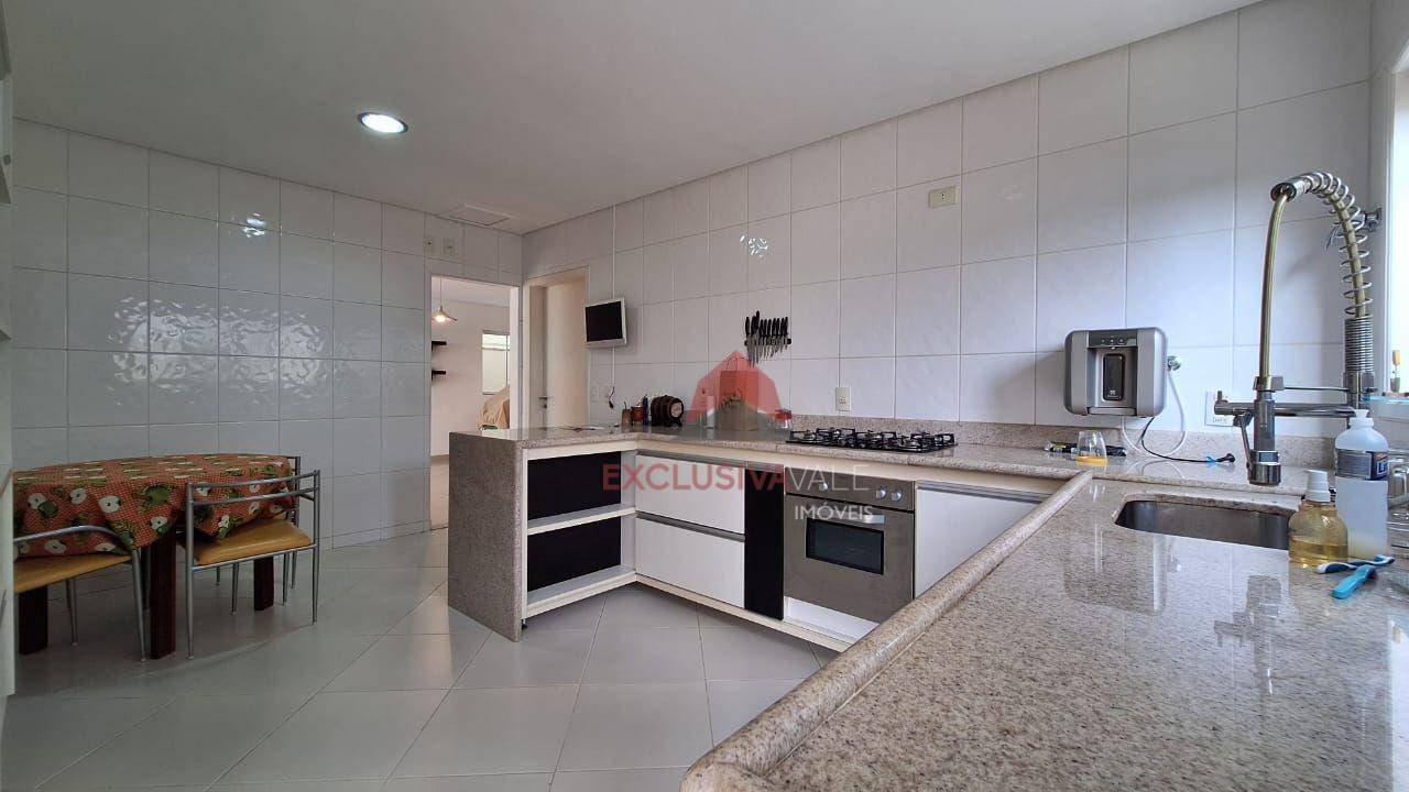 Casa de Condomínio à venda e aluguel com 4 quartos, 348m² - Foto 16