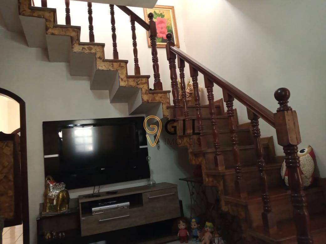 Sobrado à venda com 3 quartos, 175m² - Foto 11