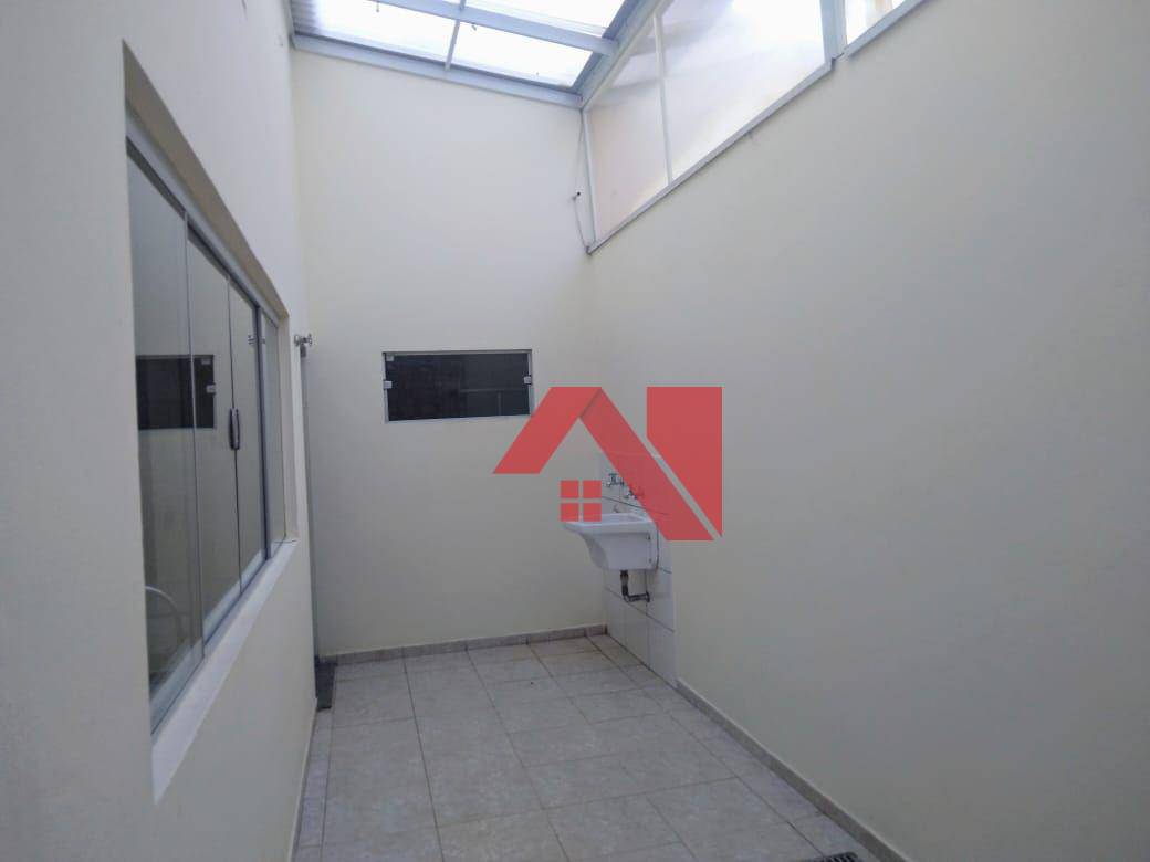 Apartamento para alugar com 2 quartos, 130m² - Foto 15