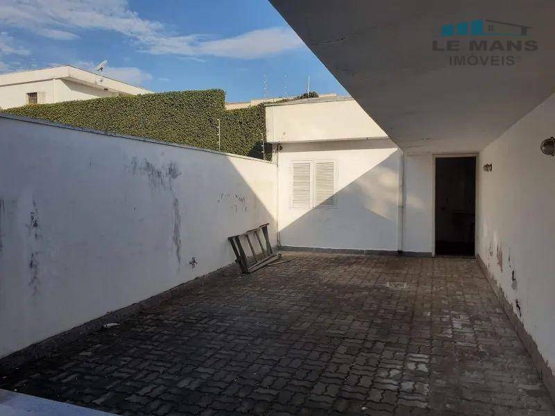 Casa para alugar com 1 quarto, 296m² - Foto 32