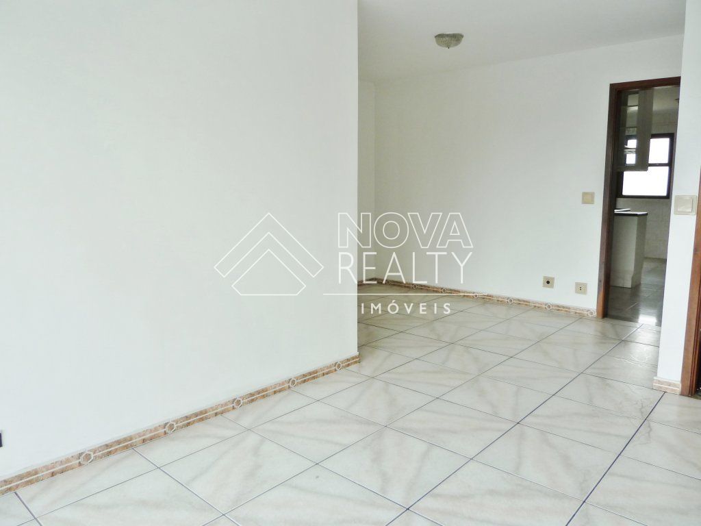 Apartamento à venda com 3 quartos, 98m² - Foto 3