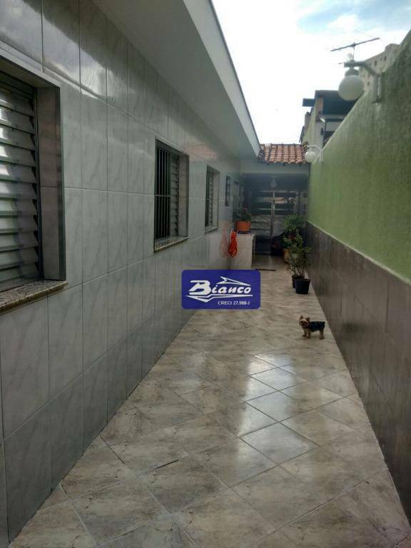 Casa à venda com 3 quartos, 122m² - Foto 13