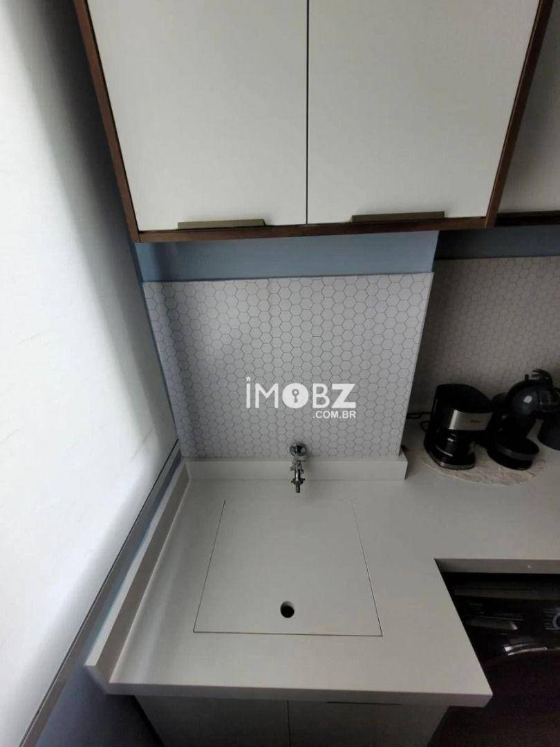 Apartamento à venda com 2 quartos, 40m² - Foto 8