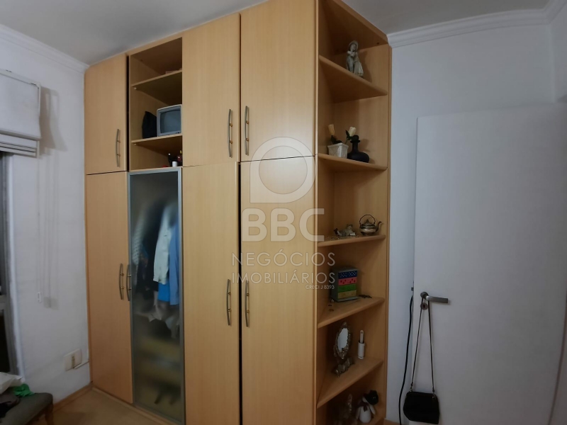 Apartamento à venda com 2 quartos, 80m² - Foto 17