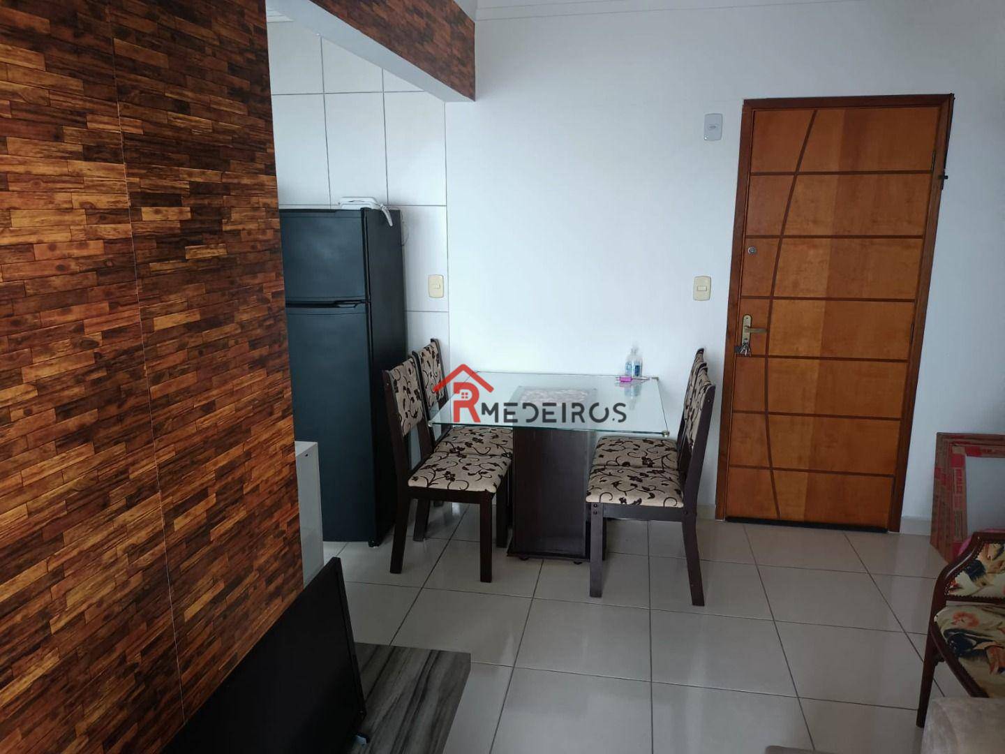 Apartamento à venda com 1 quarto, 42m² - Foto 4