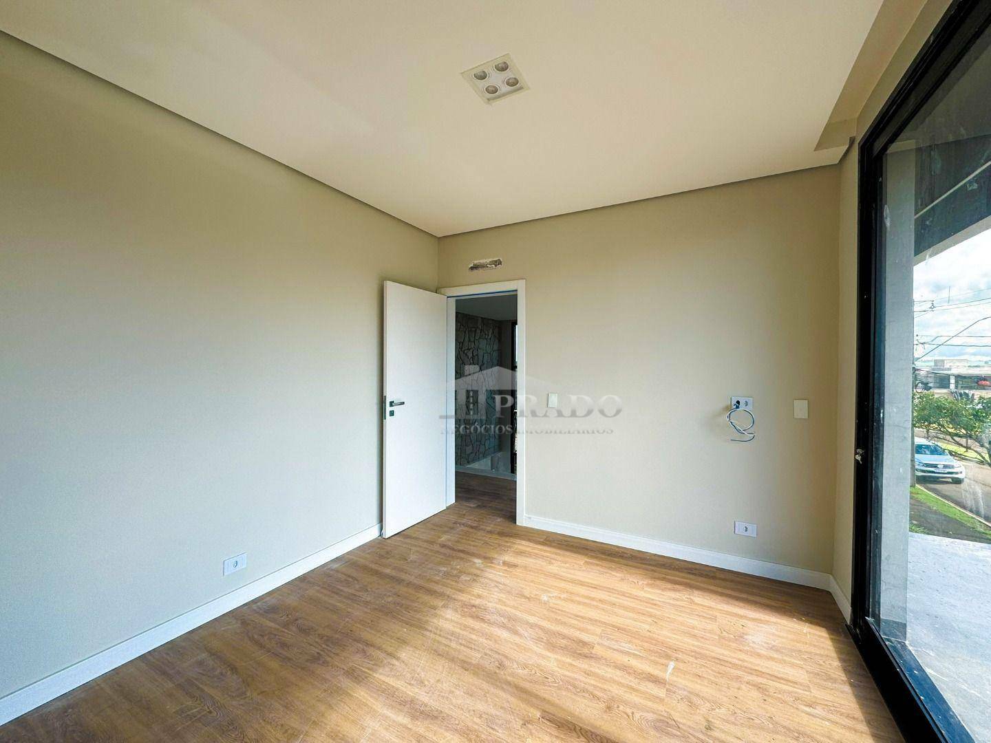 Casa à venda com 4 quartos, 347m² - Foto 37