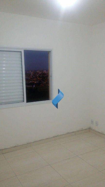 Apartamento à venda com 2 quartos, 56m² - Foto 4