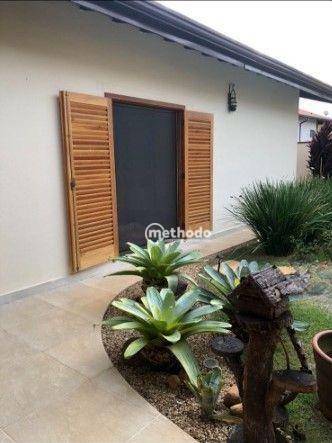 Casa de Condomínio à venda com 4 quartos, 281m² - Foto 25