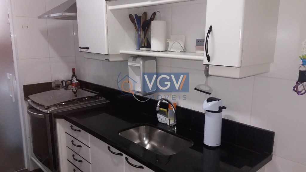 Apartamento à venda com 3 quartos, 85m² - Foto 6