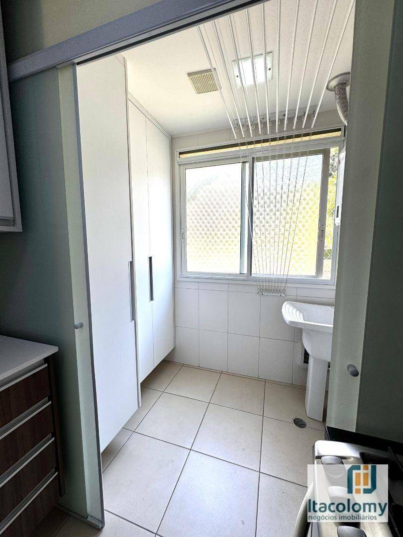 Apartamento à venda com 2 quartos, 73m² - Foto 2