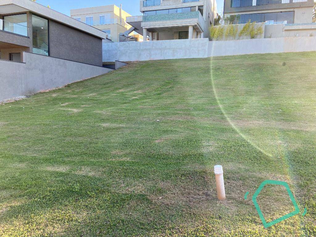 Loteamento e Condomínio, 563 m² - Foto 1