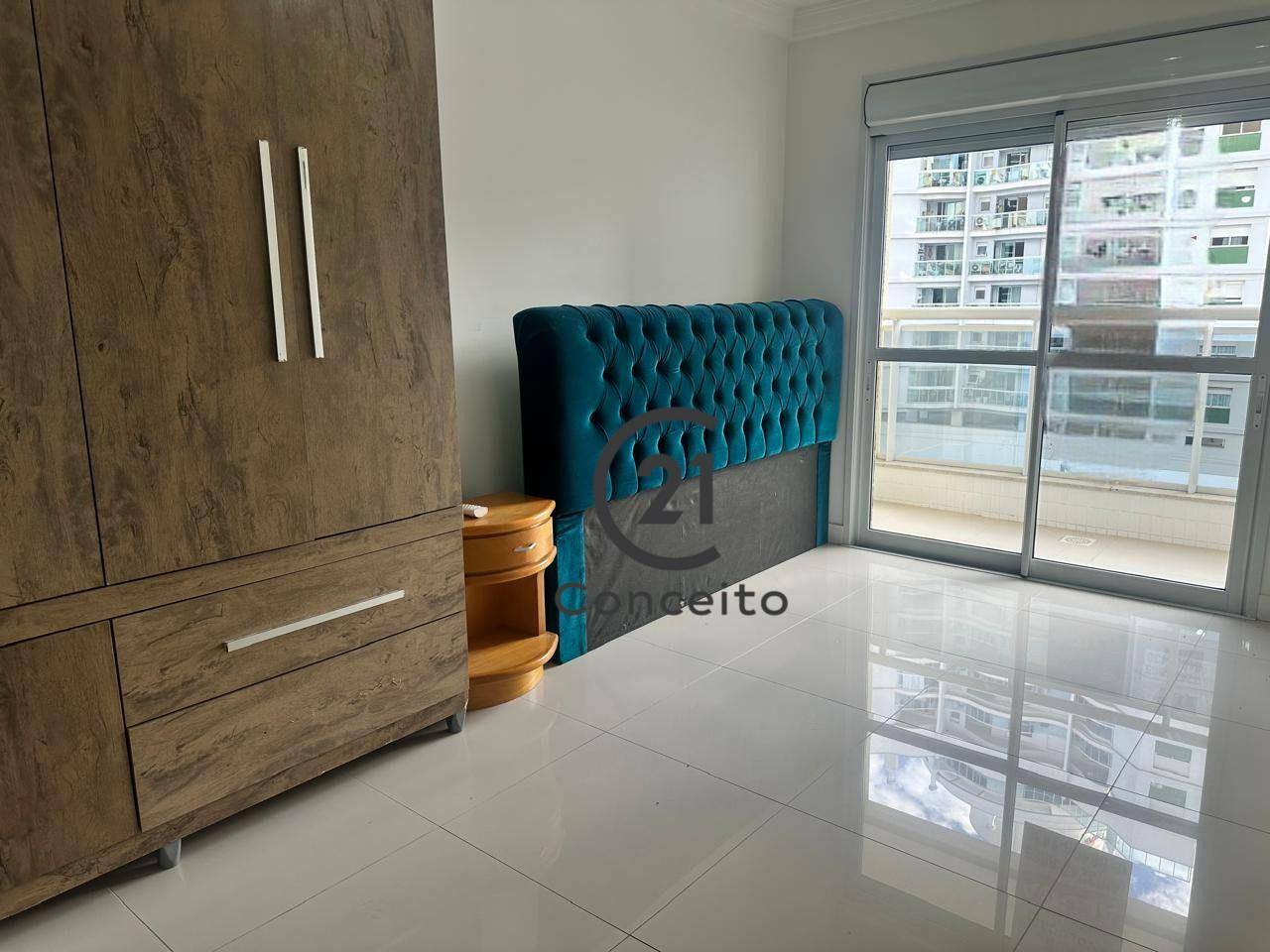 Apartamento para alugar com 2 quartos, 110m² - Foto 5
