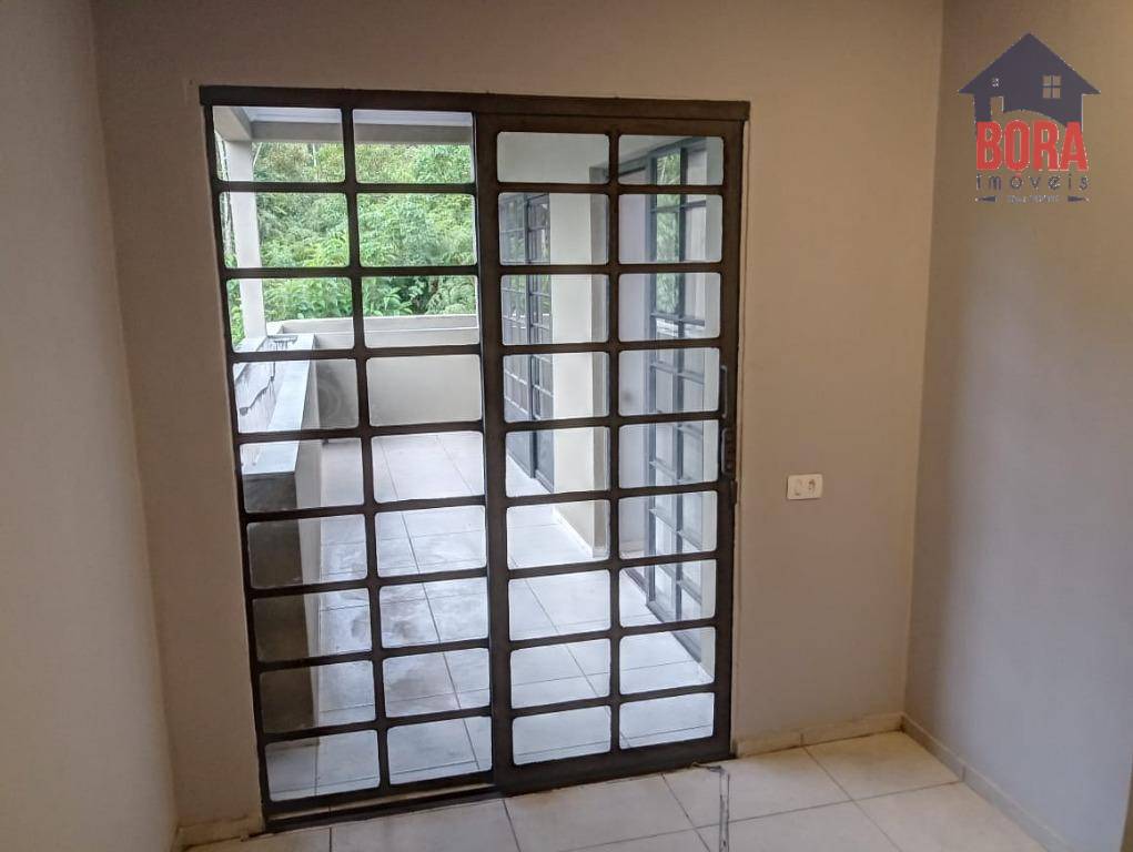 Casa à venda com 2 quartos, 170m² - Foto 5